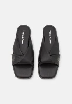 Vero Moda VMBERA SANDAL - Pantolette Flach - Black -Vero Moda Verkäufe 00faa33da7e045a197c47462ff39a482