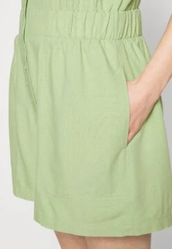 Vero Moda Petite PLAYSUIT - Jumpsuit - Reseda 11 Vero Moda Petite PLAYSUIT - Jumpsuit - Reseda -Vero Moda Verkäufe 021ec304cb25464882bbcb4e938c17be