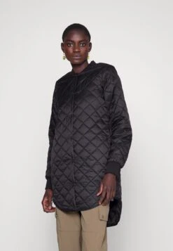 Vero Moda Tall VMHAYLE JACKET - Kurzmantel - Black