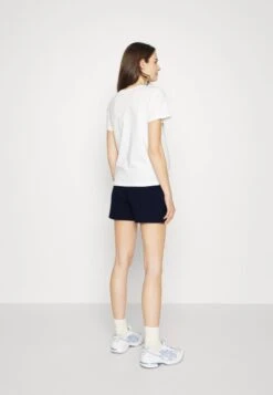 VMMEVA SHORT RUFFLE NEW - Shorts - Dunkelblau -Vero Moda Verkäufe 0586272ad4b9408bab1c8916de439dc2