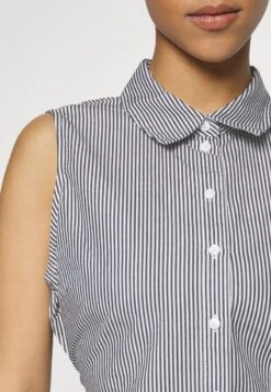 Vero Moda Petite VMCORA SHORT SHIRT - Hemdbluse - Navy Blazer Stripes:snow White 10 Vero Moda Petite VMCORA SHORT SHIRT - Hemdbluse - Navy Blazer Stripes:snow White -Vero Moda Verkäufe 0644623d3d534ff6bf99526d67b91d1a