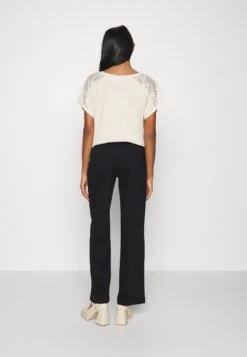 VMMKAMMIE PANT - Trousers - Black -Vero Moda Verkäufe 0885edde45074953b7c5c19561080af2