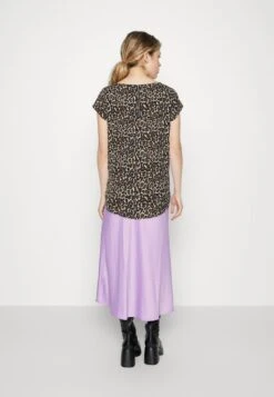 Vero Moda VMSAKI ZIP - T-Shirt Print - Oatmeal -Vero Moda Verkäufe 0989be9f01bc4128b43b97815ed74016