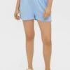 Vero Moda WEICHE - Shorts - Blue Bell