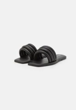 Vero Moda WILMA - Pantolette Flach - Black -Vero Moda Verkäufe 0bbf791879ee436b9316f4c24c3b6a98