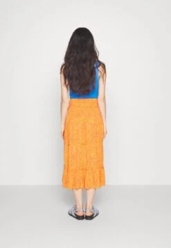 Vero Moda Petite VMJENNY SMOCK CALF SKIRT - A-Linien-Rock - Georgia Peach Melin 8 Vero Moda Petite VMJENNY SMOCK CALF SKIRT - A-Linien-Rock - Georgia Peach Melin -Vero Moda Verkäufe 0c9b4e539b904df48b1b46c116136f1d