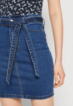 Vero Moda VMCAMILLA SHORT PAPERBAG SKIRT - Minirock - Medium Blue Denim -Vero Moda Verkäufe 0d2b3db948184992a24bbc6f4c3ee0dc