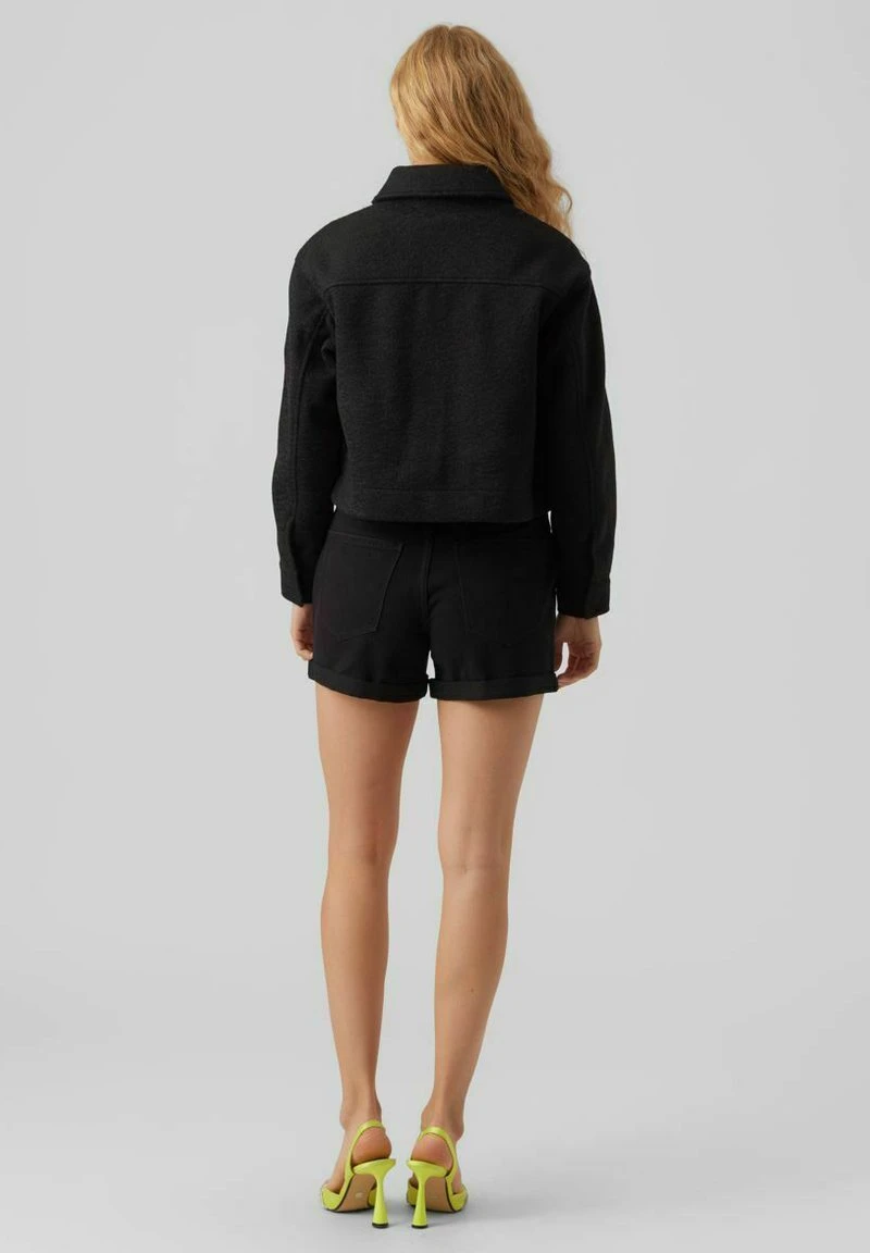 Vero Moda Leichte Jacke - Black 3 Vero Moda Leichte Jacke - Black – Bild 3