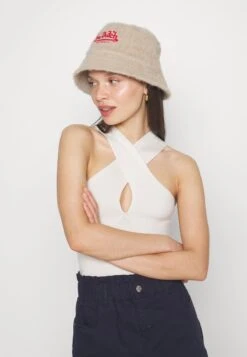 Vero Moda Petite VMWILD ALMA PAPERBAG SKIRT - A-Linien-Rock - Navy Blazer 9 Vero Moda Petite VMWILD ALMA PAPERBAG SKIRT - A-Linien-Rock - Navy Blazer -Vero Moda Verkäufe 0dd435c9d5be478e864433e816f81e70