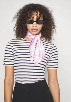 Vero Moda Tall VMSANDY STRAIGHT PANT - Chino - Black -Vero Moda Verkäufe 12a7e7d22fa143b3924fc0029c23b553