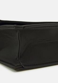 Vero Moda VMBELLA CROSS OVER - Umhängetasche - Black -Vero Moda Verkäufe 138aaa3b5452409c8213b65eb2e9fbe0