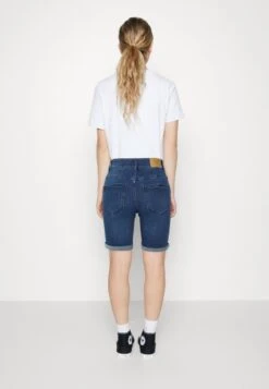Vero Moda VMSOPHIA - Jeans Shorts - Dark Blue Denim 8 Vero Moda VMSOPHIA - Jeans Shorts - Dark Blue Denim -Vero Moda Verkäufe 13a3cb2b23c646e3ba42e6e6d9631843