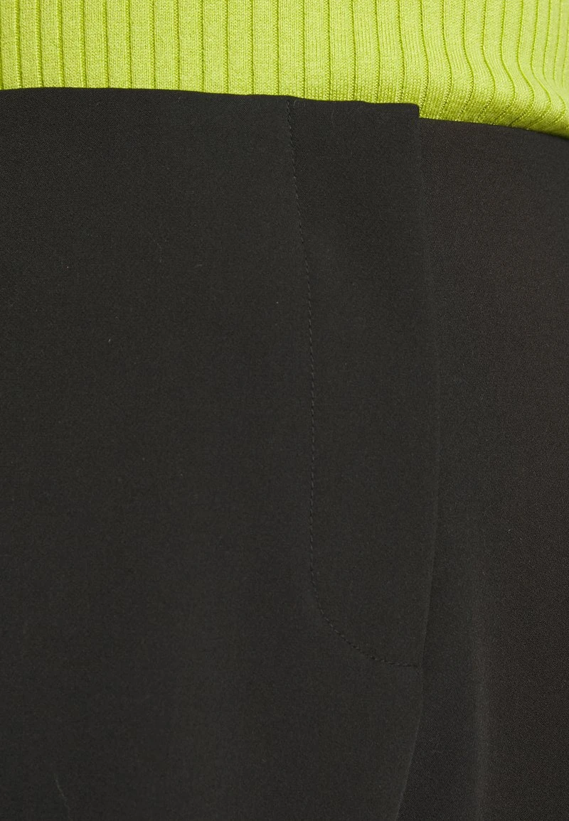 Vero Moda Petite VMSANDY STRAIGHT PANT - Stoffhose - Black 5 Vero Moda Petite VMSANDY STRAIGHT PANT - Stoffhose - Black – Bild 5