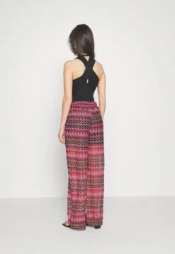 Vero Moda Petite VMDICTE WIDE PANT - Stoffhose - Bon Bon/navy/now -Vero Moda Verkäufe 17cfef896fcd4a748c6607eddde72178