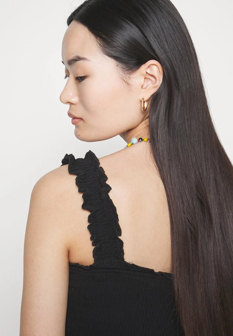 Vero Moda Petite VMMEDOSIABEL CROP - Top - Black 4 Vero Moda Petite VMMEDOSIABEL CROP - Top - Black – Bild 4