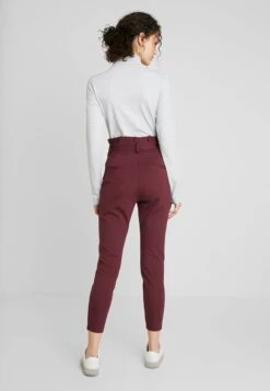 Vero Moda VMEVA HR PAPERBAG GA NOOS - Chino - Port Royale -Vero Moda Verkäufe 26a540ea198642c1abffb4414a8eda03