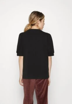 Vero Moda VMKERRY VMA JRS NOOS - T-Shirt Basic - Black 8 Vero Moda VMKERRY VMA JRS NOOS - T-Shirt Basic - Black -Vero Moda Verkäufe 26ffb46441a747f79919c4011a048c35