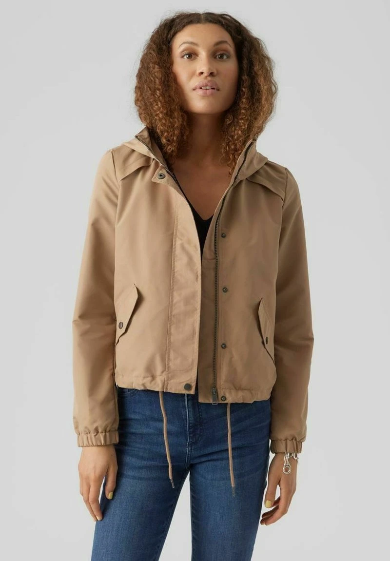 Vero Moda Petite VMZOA - Windbreaker - Tan 6 Vero Moda Petite VMZOA - Windbreaker - Tan – Bild 6