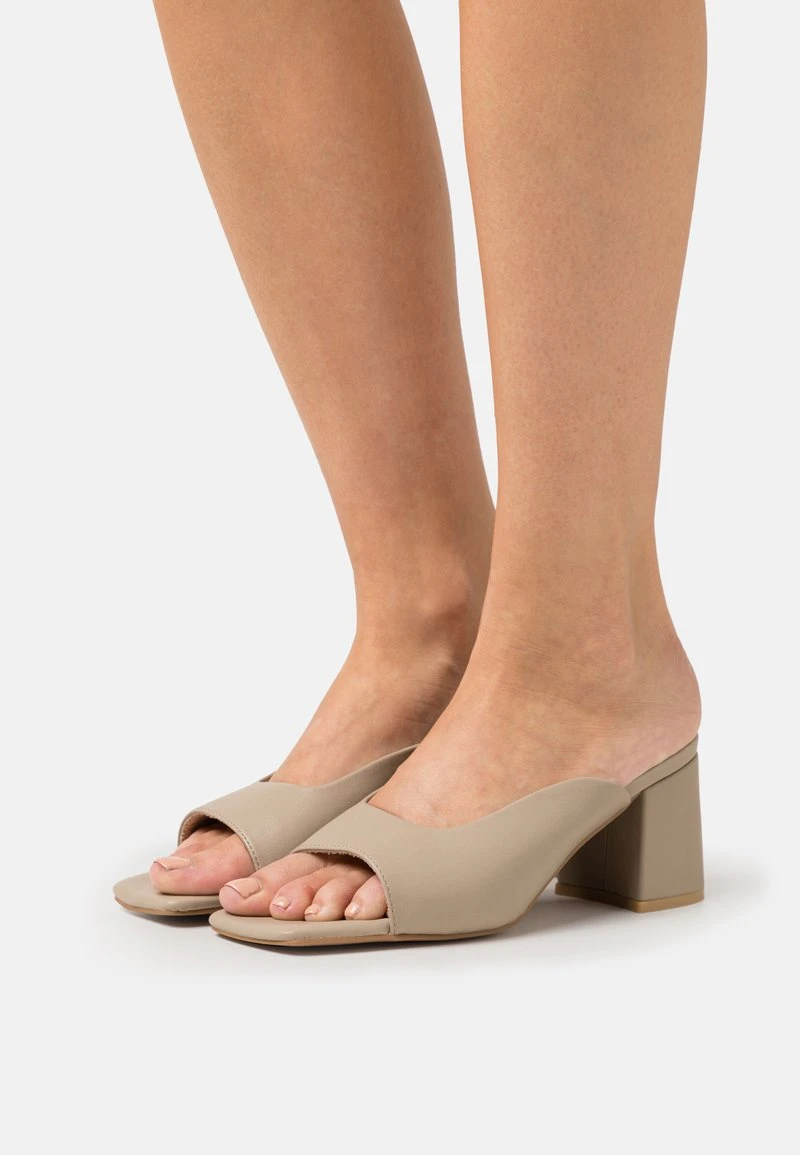 Vero Moda VMSTRIA - Pantolette Hoch - Silver 1 Vero Moda VMSTRIA - Pantolette Hoch - Silver