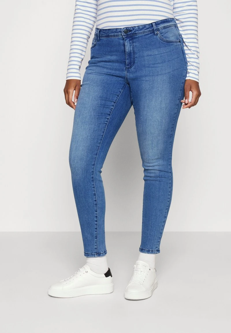Vero Moda Curve VMFANYA - Jeans Slim Fit - Medium Blue Denim 1 Vero Moda Curve VMFANYA - Jeans Slim Fit - Medium Blue Denim