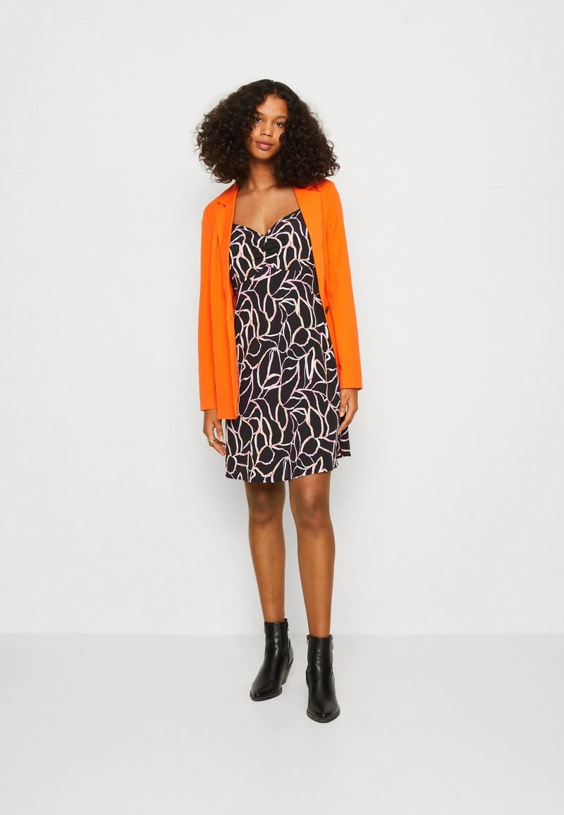 Vero Moda VMNYA CATCH SHORT FLARE DRESS - Freizeitkleid - Black/nina 2 Vero Moda VMNYA CATCH SHORT FLARE DRESS - Freizeitkleid - Black/nina – Bild 2