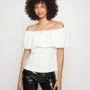 Vero Moda VMDORTY OFF SHOULDER SHORT - Bluse - Snow White
