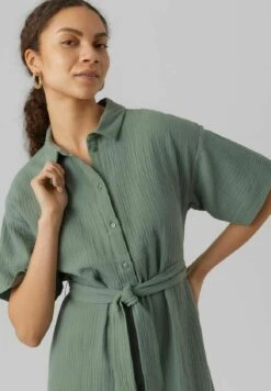 Vero Moda VMNATALI NIA 2/4 CALF WVN - Blusenkleid - Laurel Wreath -Vero Moda Verkäufe 3c197f3e74d34304b4230484042ed517