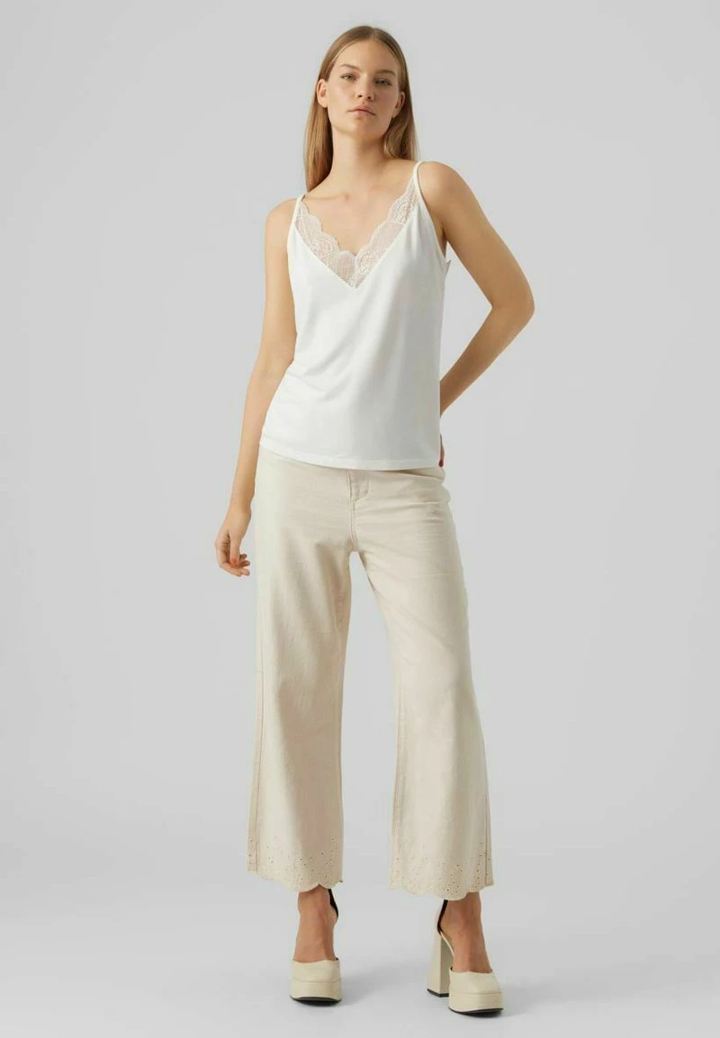 Vero Moda Unterhemd/-shirt - Snow White 2 Vero Moda Unterhemd/-shirt - Snow White – Bild 2