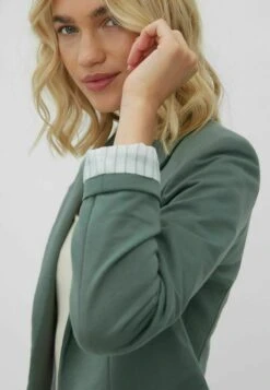 Vero Moda KURZER - Blazer - Laurel Wreath 9 Vero Moda KURZER - Blazer - Laurel Wreath -Vero Moda Verkäufe 42f9928cfe8b45658a0f935de317d3cf