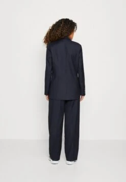 Vero Moda VMNIMLEA - Kurzmantel - Navy Blazer 8 Vero Moda VMNIMLEA - Kurzmantel - Navy Blazer -Vero Moda Verkäufe 47e6c19390414d009a35d60db6fe9f25