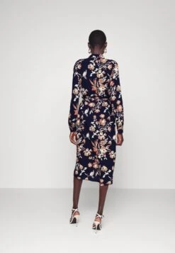 Vero Moda Tall VMANNA CALF SHIRT DRESS - Blusenkleid - Navy Blazer 9 Vero Moda Tall VMANNA CALF SHIRT DRESS - Blusenkleid - Navy Blazer -Vero Moda Verkäufe 4cf91759b5ed46dfbbb65717b55edb15