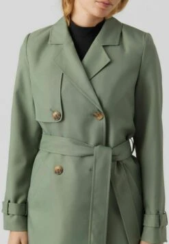 Vero Moda CELESTE SS23 - Trenchcoat - Laurel Wreath 9 Vero Moda CELESTE SS23 - Trenchcoat - Laurel Wreath -Vero Moda Verkäufe 4d523e484dc942aeaa052664f6db1a8e