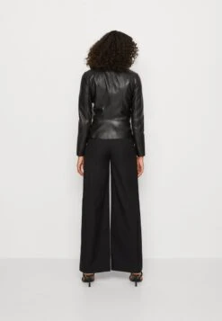 Vero Moda VMAVERYALLY JACKET - Kunstlederjacke - Black 8 Vero Moda VMAVERYALLY JACKET - Kunstlederjacke - Black -Vero Moda Verkäufe 4f54b9cd0ad64b198588a1336b01eaee