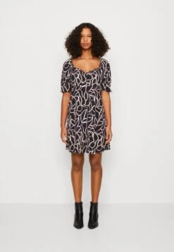 Vero Moda VMNYA CATCH SHORT FLARE DRESS - Freizeitkleid - Black/nina