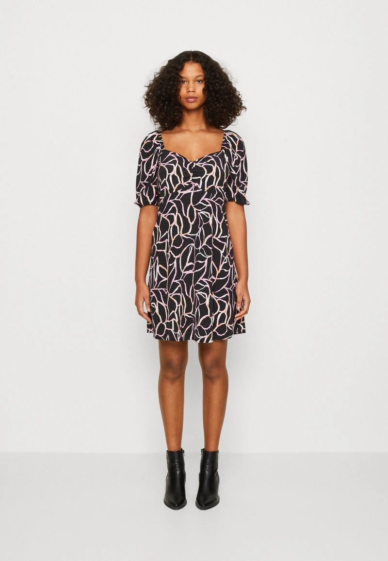 Vero Moda VMNYA CATCH SHORT FLARE DRESS - Freizeitkleid - Black/nina 1 Vero Moda VMNYA CATCH SHORT FLARE DRESS - Freizeitkleid - Black/nina