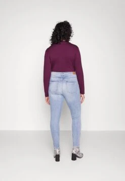 Vero Moda Curve VMPHIA SKINNY - Jeans Skinny Fit - Light Blue Denim -Vero Moda Verkäufe 544db5f70cd842988f1d6b003ec19615