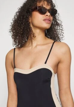 Vero Moda VMRACHEL - Badeanzug - Black 10 Vero Moda VMRACHEL - Badeanzug - Black -Vero Moda Verkäufe 55b2a7024c924d7888003b68b978b896