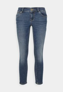 Vero Moda Petite VMROBYN PUSHUP - Jeans Skinny Fit - Medium Blue Denim