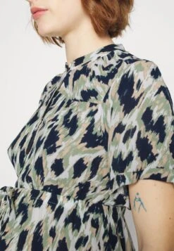 VMMMENNY PLAYSUIT - Jumpsuit - Navy Blazer/mette -Vero Moda Verkäufe 66957d298fca4969843b2a38c5564d63