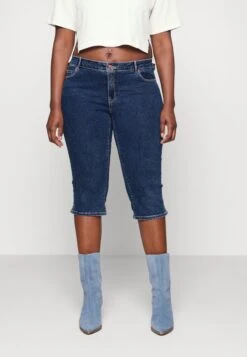 Vero Moda Curve VMRUNA SEVEN KNICKERS - Jeans Shorts - Medium Blue Denim -Vero Moda Verkäufe 6699f294d0bc478d997d0bf6269595f5 1