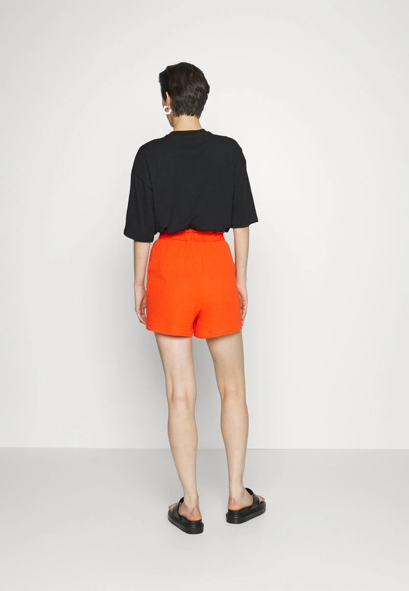 Vero Moda Tall VMNATALI - Shorts - Cherry Tomato 3 Vero Moda Tall VMNATALI - Shorts - Cherry Tomato – Bild 3