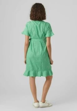 Vero Moda UMSTANDS VMMHENNA - Freizeitkleid - Bright Green -Vero Moda Verkäufe 6e7392320b654af59196abe189b65bae