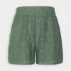 Vero Moda VMMAYA - Shorts - Laurel Wreath