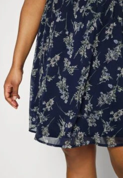 Vero Moda Curve VMSMILLA SINGLET SHORT DRESS - Freizeitkleid - Navy Blazer/vega -Vero Moda Verkäufe 784399ad680546369f155d8f1da8bc6d