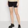 VMMEVA SHORT RUFFLE NEW - Shorts - Black