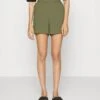 Vero Moda VMJESMILO - Shorts - Ivy Green