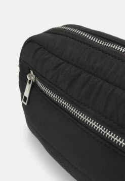 Vero Moda VMANNY CROSS OVER - Umhängetasche - Black 9 Vero Moda VMANNY CROSS OVER - Umhängetasche - Black -Vero Moda Verkäufe 84916dd2d5cc4b09b5f5555b26d76dfb