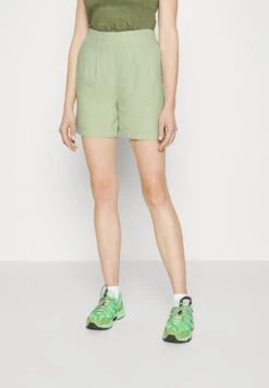 Vero Moda Tall VMJESMILO - Shorts - Reseda