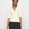 Vero Moda Petite VMHOLLY POLO - T-Shirt Basic - Birch