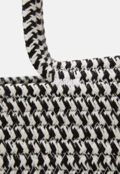 Vero Moda VMSOPHIA - Handtasche - Black -Vero Moda Verkäufe 89fba051e5554575afa9b692aa883b9d